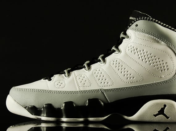 Air Jordan 9 Birmingham Barons GS Detailed Look