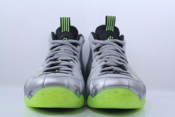 Nike Air Foamposite One – Metallic Silver – Volt – Another Look