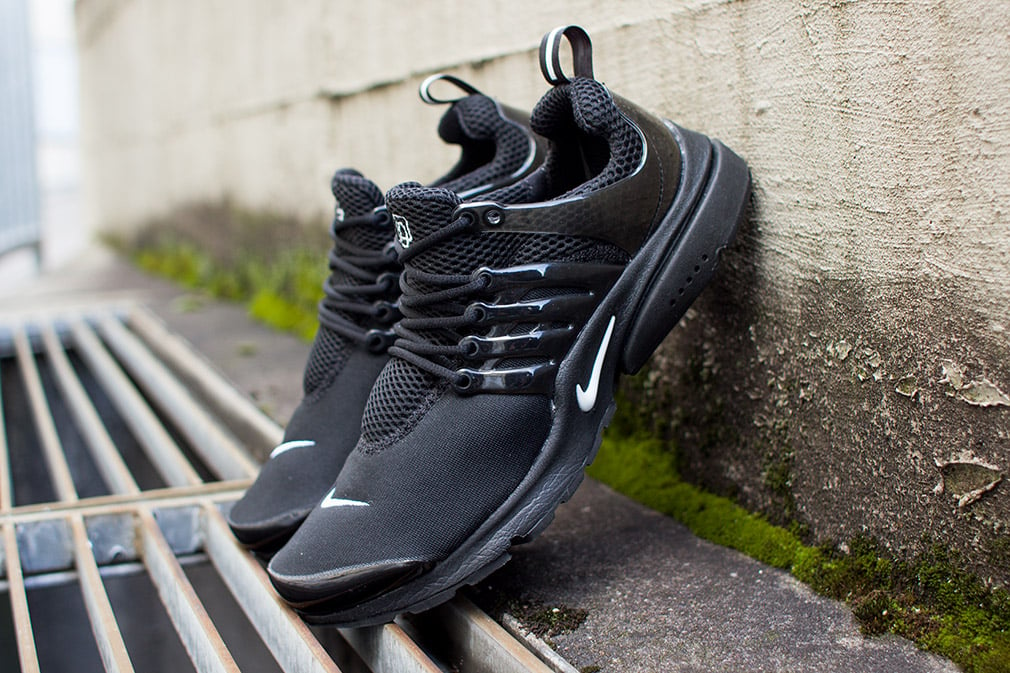 nike air presto black and white womens