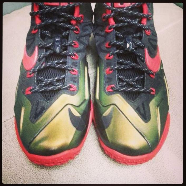 Nike LeBron XI (11) Gold Red First Look