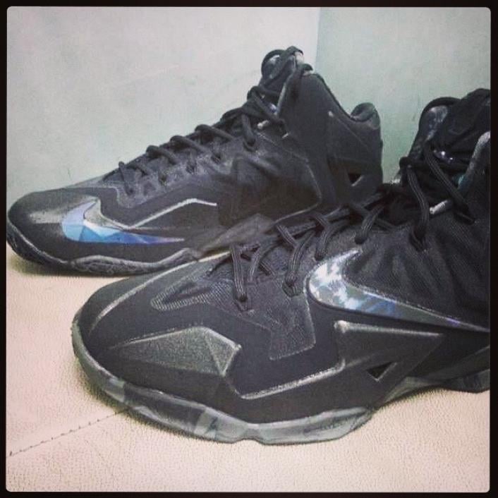 Nike LeBron XI (11) Stealth First Look