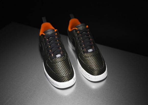 Release Reminder: UNDFTD x Nike Lunar Force 1 Pack