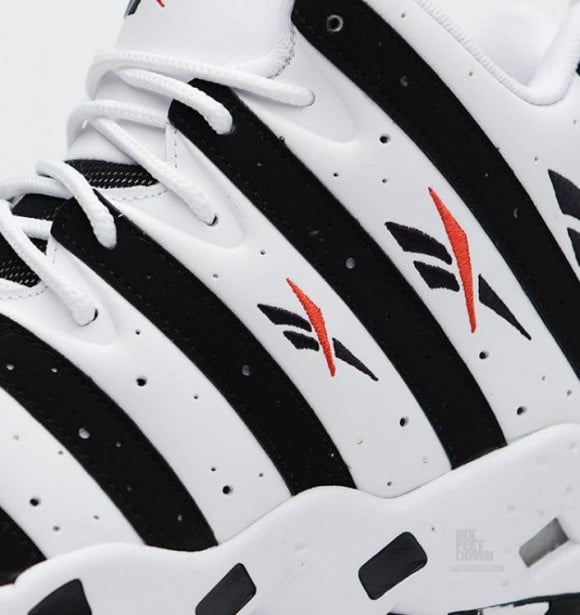 Reebok Big Hurt 2014 Retro Detailed Look