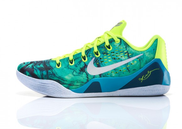 Check Out The Entire 2014 Nike Basketball Easter Collection 
