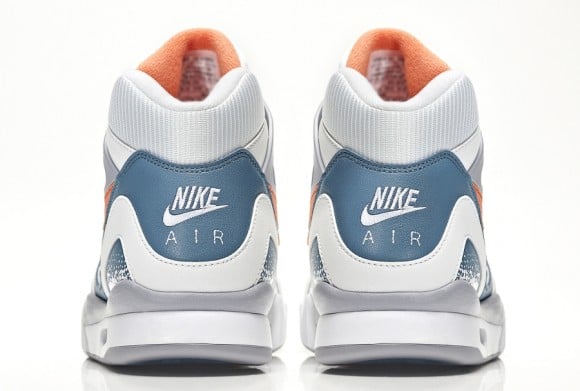 Nike Air Tech Challenge II Clay Blue Official Look