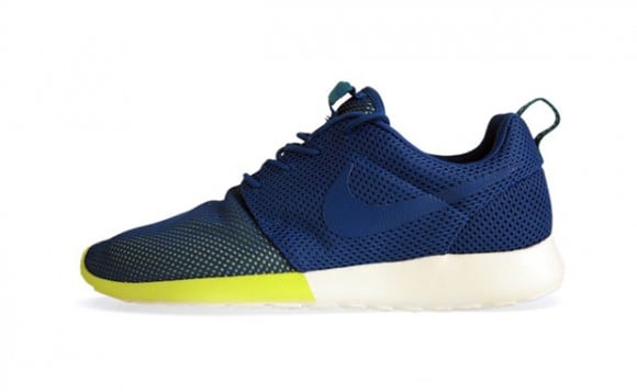 Nike Roshe Run “Split Toe” Pack
