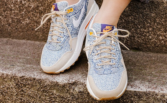 nike liberty
