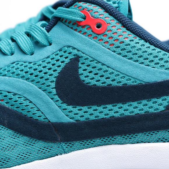 nike turbo green