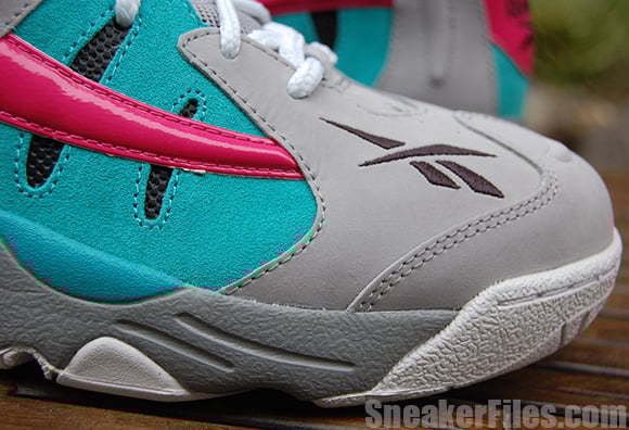 Detailed Look of the Spurs Reebok The Rail