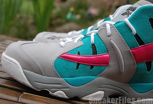 Detailed Look of the Spurs Reebok The Rail