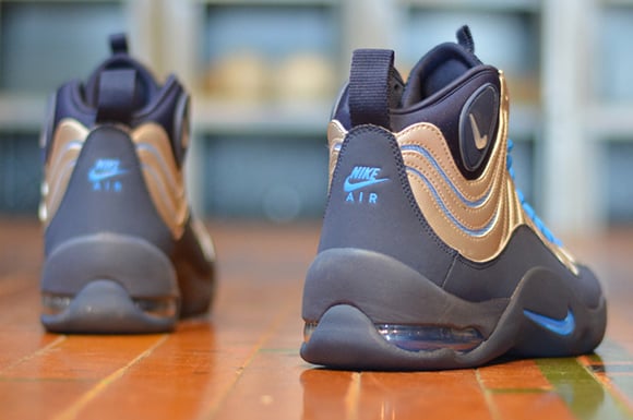 Nike Air Bakin Midnight Navy Metallic Silver