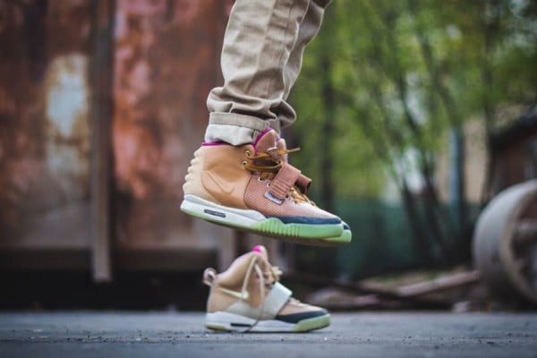 nike-air-yeezy-2-net-custom-2