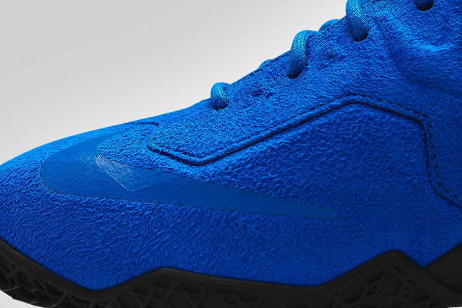 nike-lebron-xi-11-ext-suede-game-royal-black-release-date-info-3