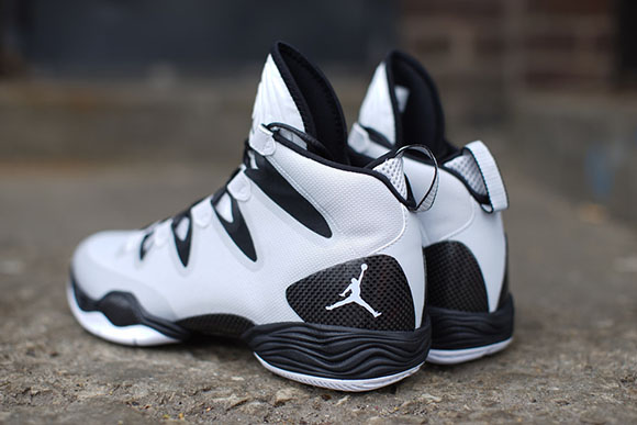 Pure Platinum Air Jordan XX8 SE
