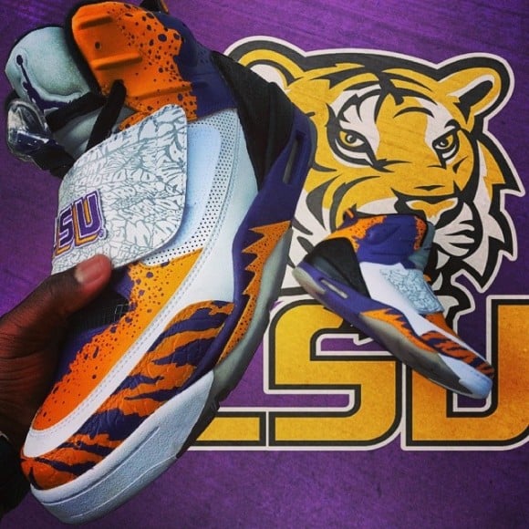 air-jordan-son-of-mike-the-tiger-customs-by-going-through-customs