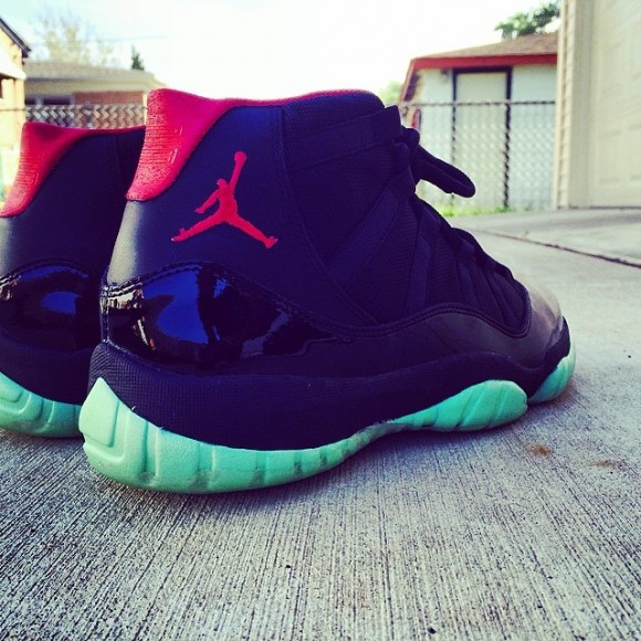 air-jordan-xi-11-black-solar-customs-by-v-a-b