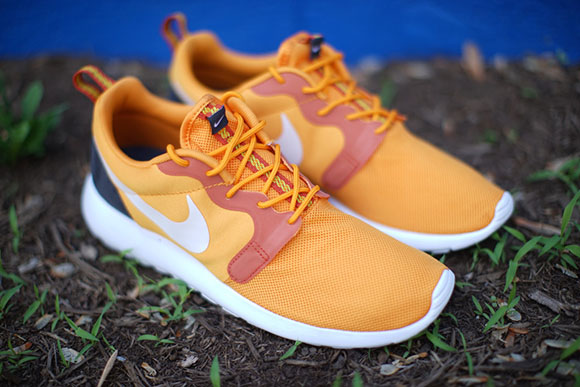 Kumquat Nike Roshe Run HYP