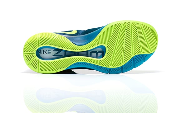 Kyrie Irving Nike Zoom HyperRev PE First Look + Release Date