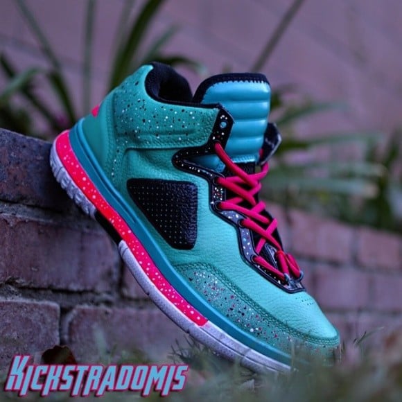 Li-Ning Way of Wade “Miami Vice” Customs by Kickstradomis