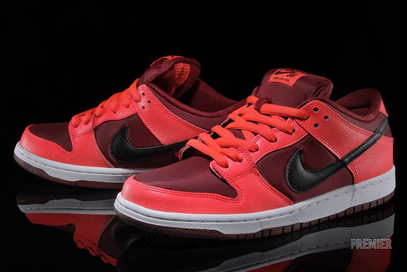 nike-sb-dunk-low-pro-laser-crimson-black-team-red-2