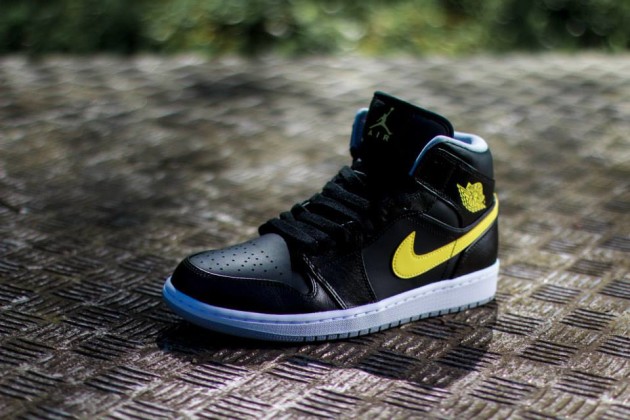 Nike Basketball Shoes Nike Roshe Run Dyn Fw For Sale