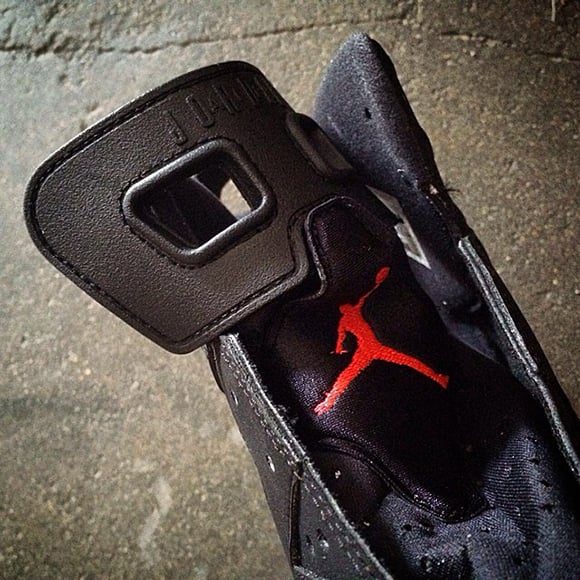 Air Jordan 6 Black/Infrared Rumored to Release on Black Friday