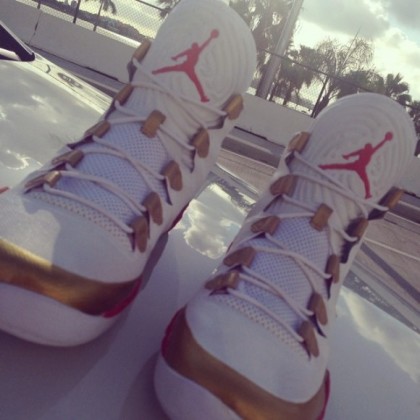 Nike Air Jordan Glow In The Dark Black And Gold Jordans