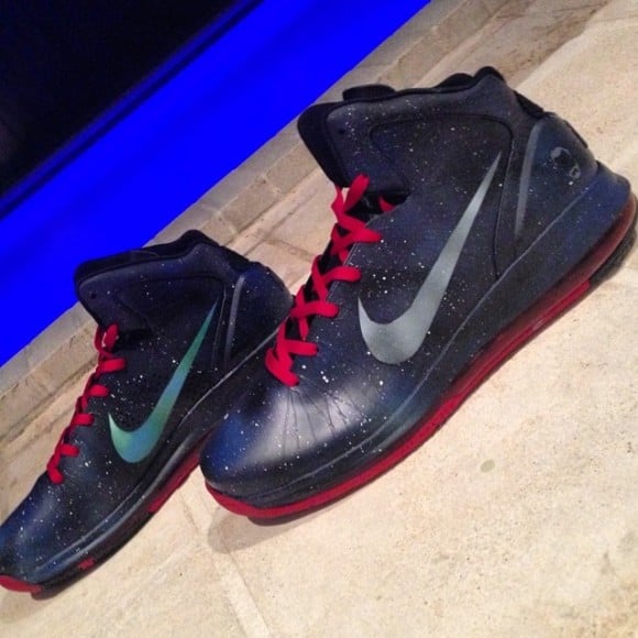 chris-bosh-nike-hyperdunk-fathers-day-customs-by-soles-by-sir