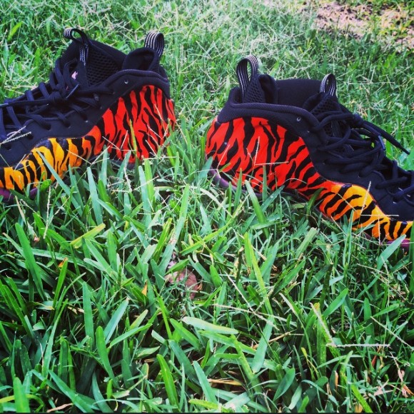 Nike Air Foamposite “Tiger Fade” Customs by Paco Customs