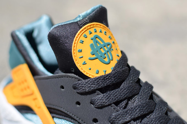 nike-air-huarache-dark-grey-teal-orange-sample-4