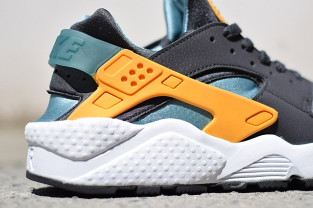 nike-air-huarache-dark-grey-teal-orange-sample-5