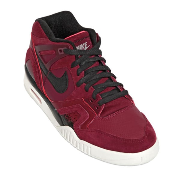 nike-air-tech-challenge-ii-burgundy-2