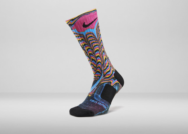 nike-elite-digital-ink-sock-1