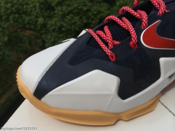 nike-lebron-xi-11-usa-first-look-4