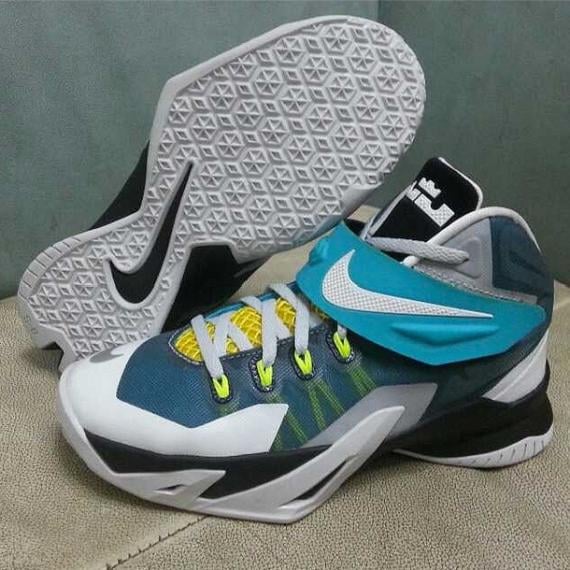 nike-lebron-zoom-soldier-viii-8-white-teal-volt-2