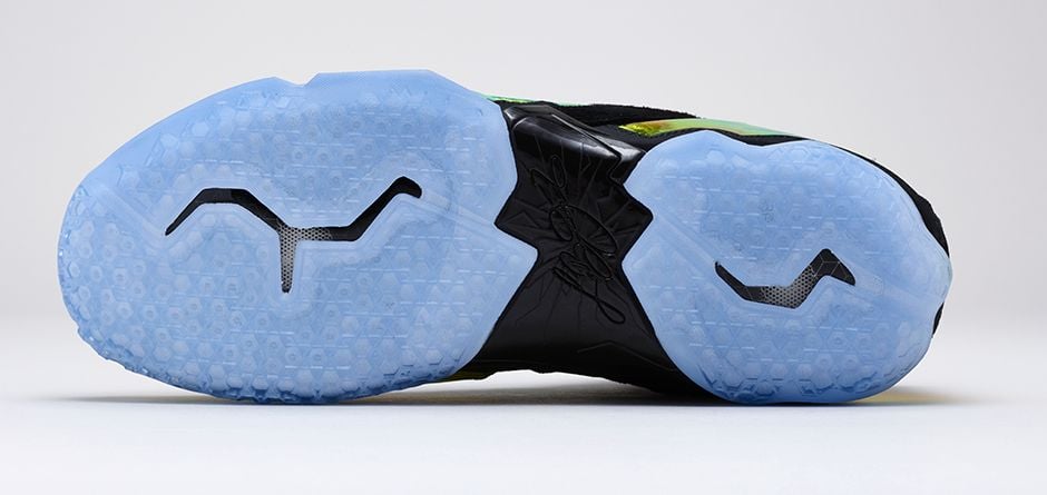 lebron 11 kings crown