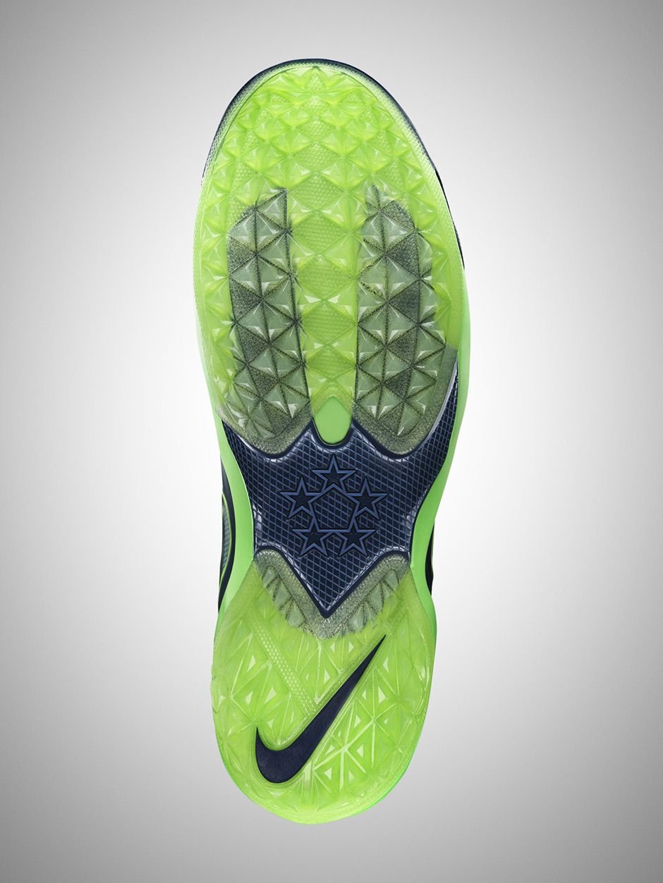 nike-zoom-field-general-16