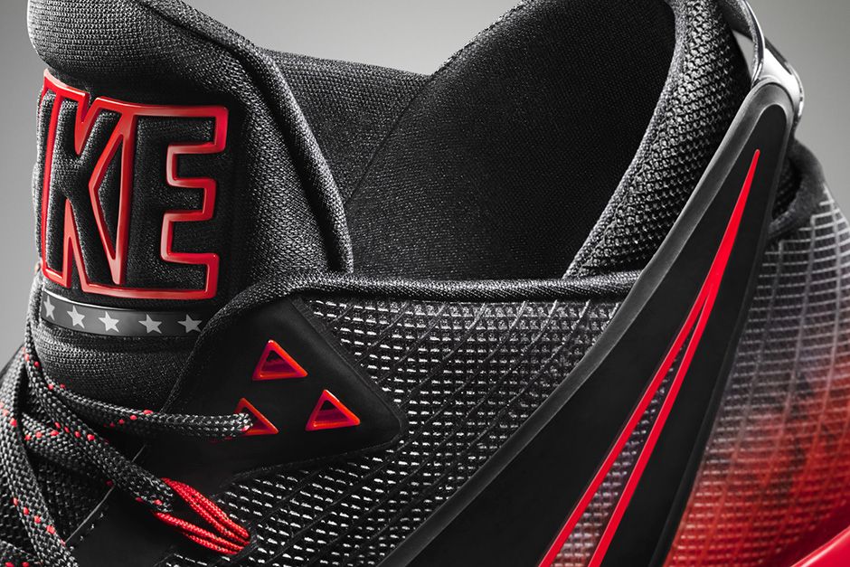 release-reminder-nike-zoom-field-general-anthracite-bright-crimson-4