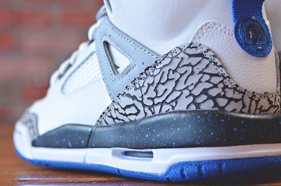 Jordan Spizike GS White/Sport Blue-Black-Wolf Grey