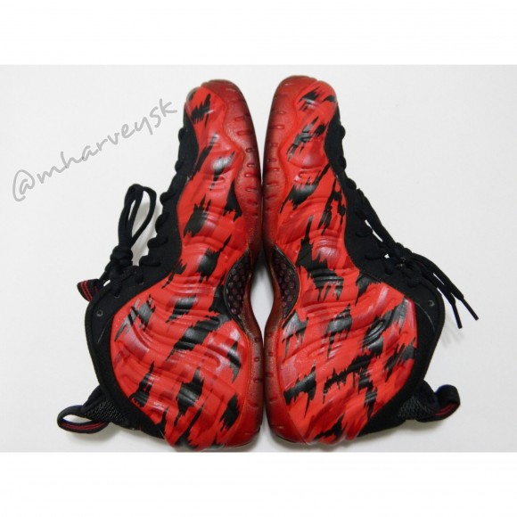 nike-air-foamposite-one-carnage-customs-by-m-harvey-sk