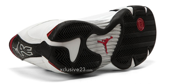 Air Jordan 14 (XIV) Retro Black Toe 2014