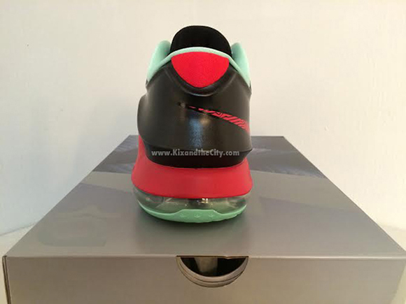 Release Date: Bad Apple Nike KD 7