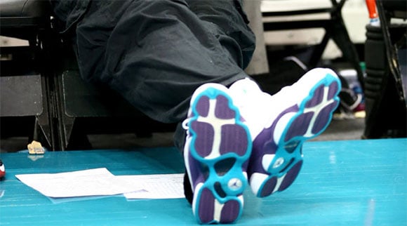 Michael Jordan Wears Air Jordan 13 Hornets