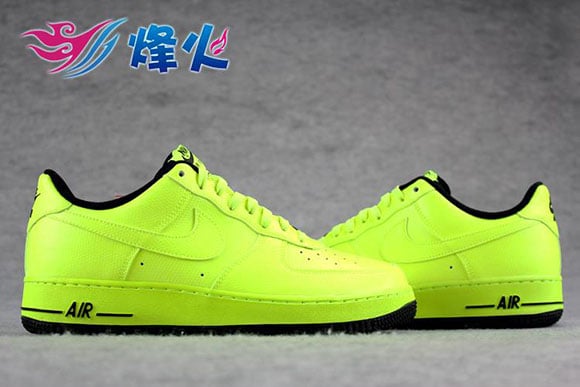 Nike Air Force 1 Low Volt/Black