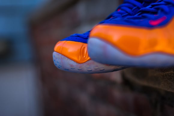 Nike Air Foamposite One Total Crimson aka New York Knicks