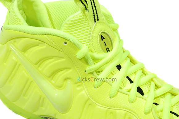 Nike Air Foamposite Pro Volt - Another Look