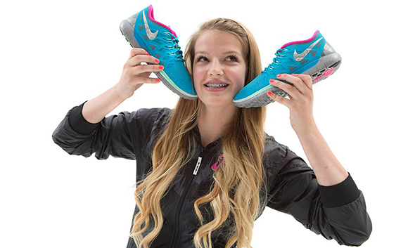 Nike Free 5.0 Womens Doernbecher Designed by Melissa Missy Miller