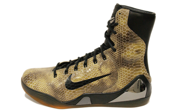 Nike Kobe 9 High EXT Snakeskin Saturday Release