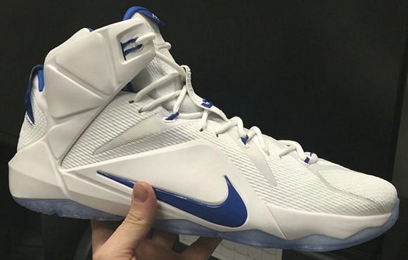 Nike LeBron 12 Kentucky Wildcats PE