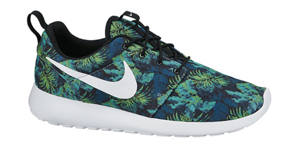 Nike Roshe Run Print Space Blue Friday Release